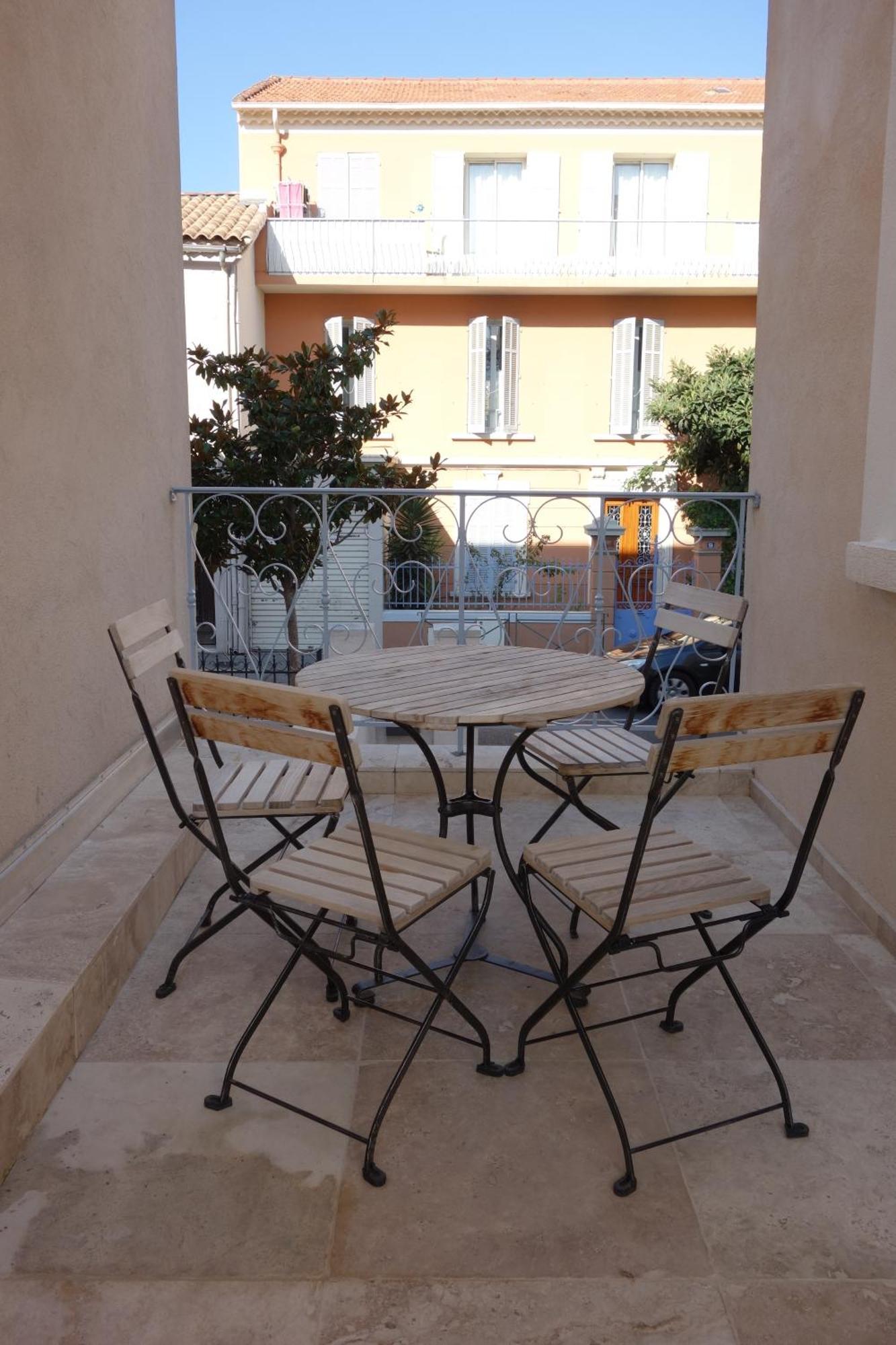 Appartement Port De Sanary Exterior photo