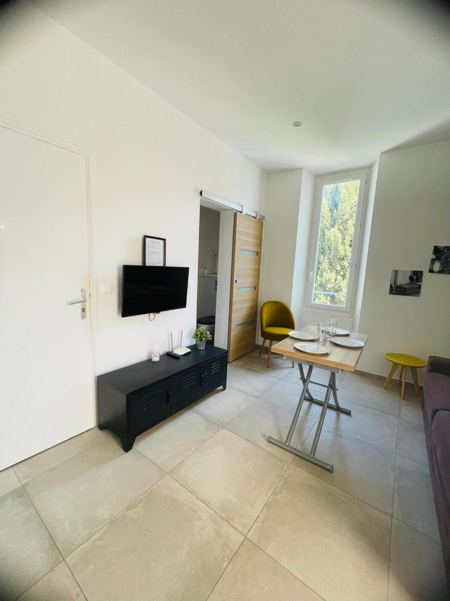Appartement Port De Sanary Exterior photo